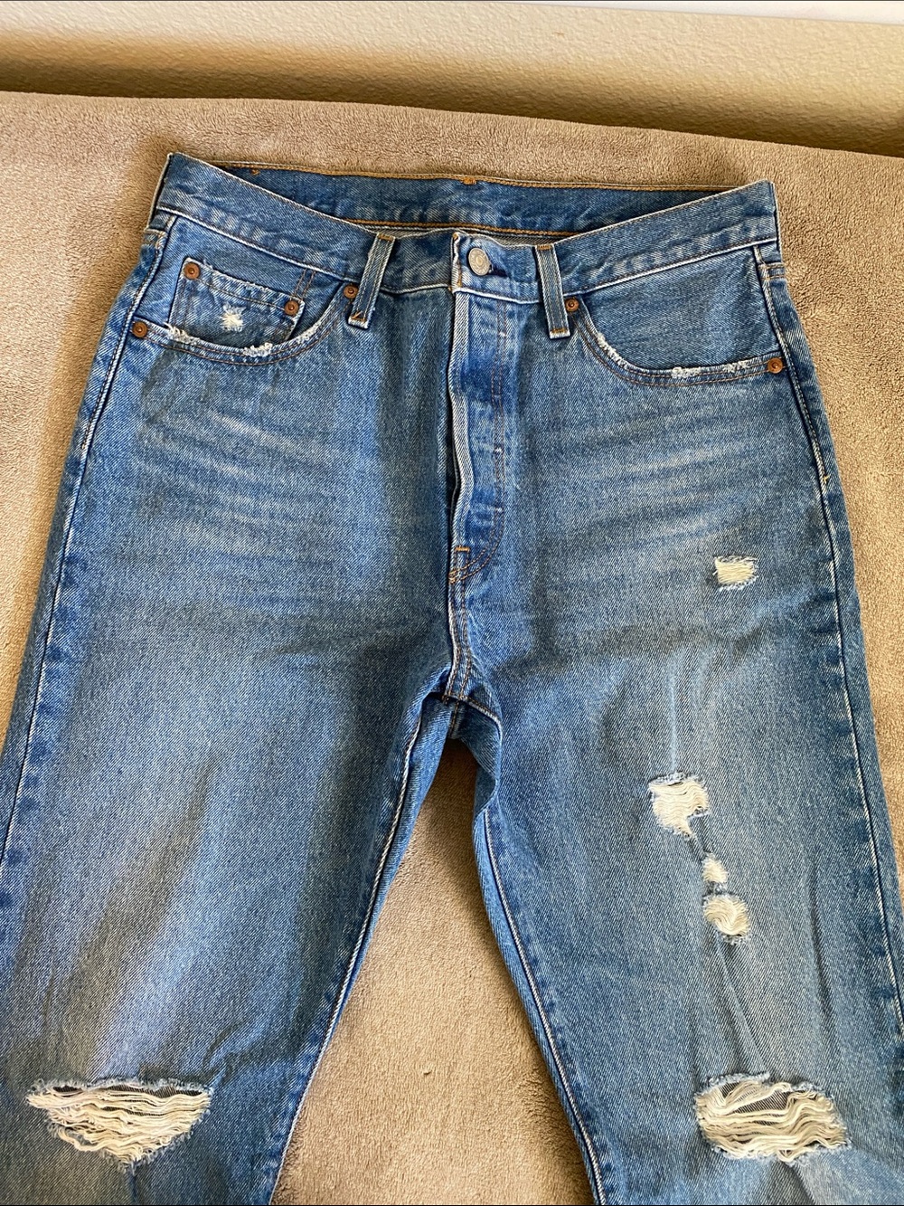 Women Levis 501 Jeans